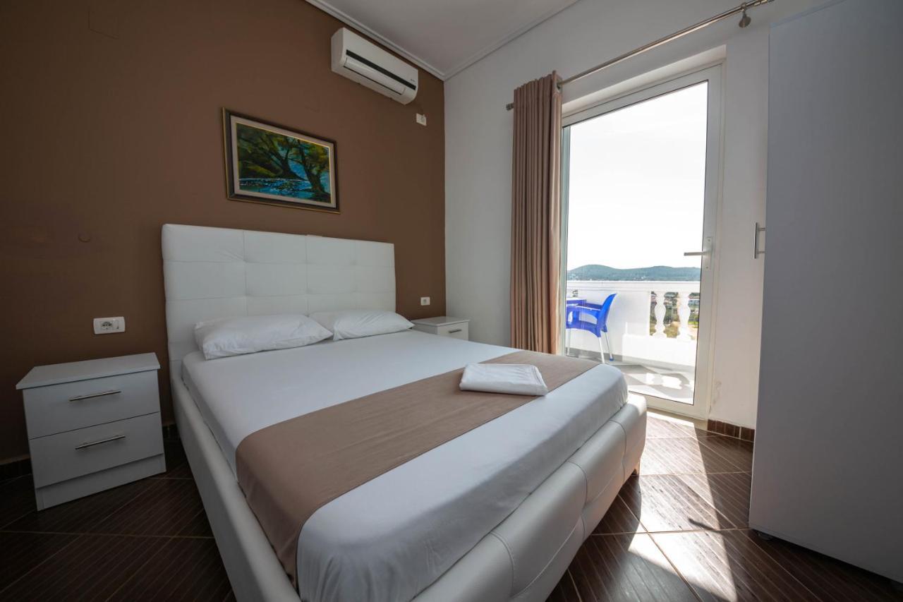 Vale Deti Rooms คซามิล ภายนอก รูปภาพ